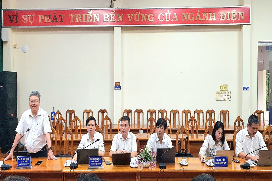 Đoàn Công ty Công nghệ thông tin làm việc với Công ty Điện lực Sơn La
